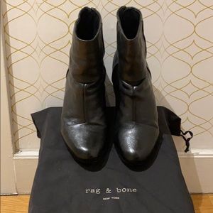 Rag & Bone Classic Newbury Black Bootie sz 37